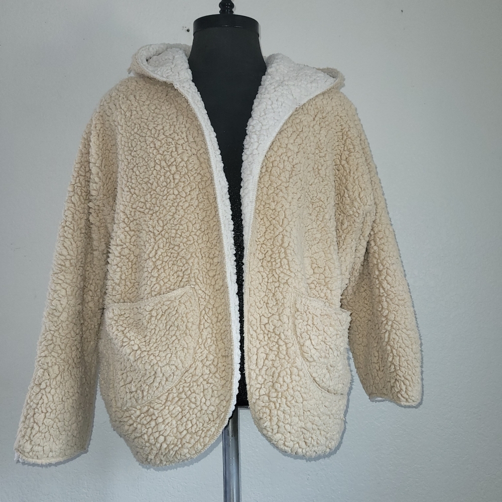 Sweet Rain Cozy Tan Cream Reversible Sherpa Hooded Jacket With Pockets Medium